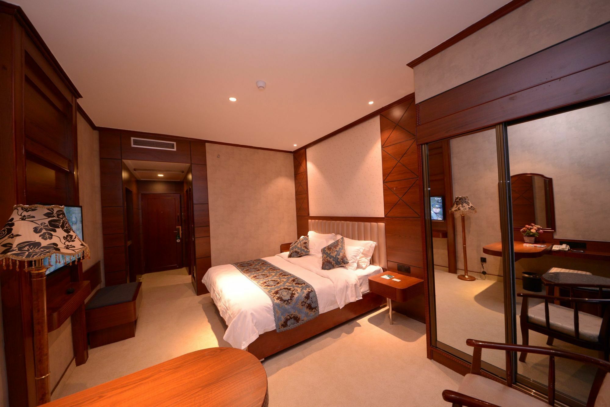 Harbin Bremen Train Station Hotel Extérieur photo