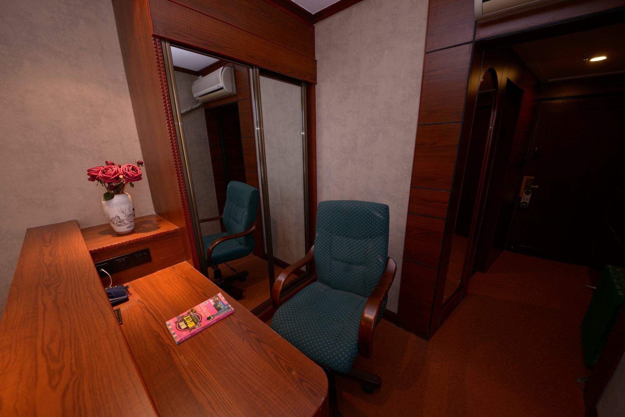Harbin Bremen Train Station Hotel Extérieur photo